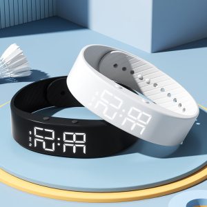 Simple and Stylish Smart Wristband